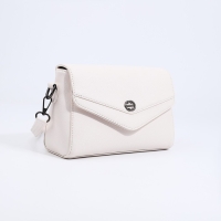 Сумка-мессенджер на магните, цвет белый Сумка-мессенджер на магните, цвет белый