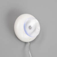 Светодиодная фигура на присоске «Дед Мороз» 22 × 44 см, пластик, батарейки АААх3 (не в комплекте), свечение тёплое белое Светодиодная фигура на присоске «Дед Мороз» 22 × 44 см, пластик, батарейки АААх3 (не в комплекте), свечение тёплое белое