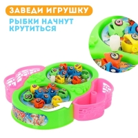 Рыбалка &laquo;Бабочка&raquo;: 18 рыбок, 2 удочки, заводная, МИКС