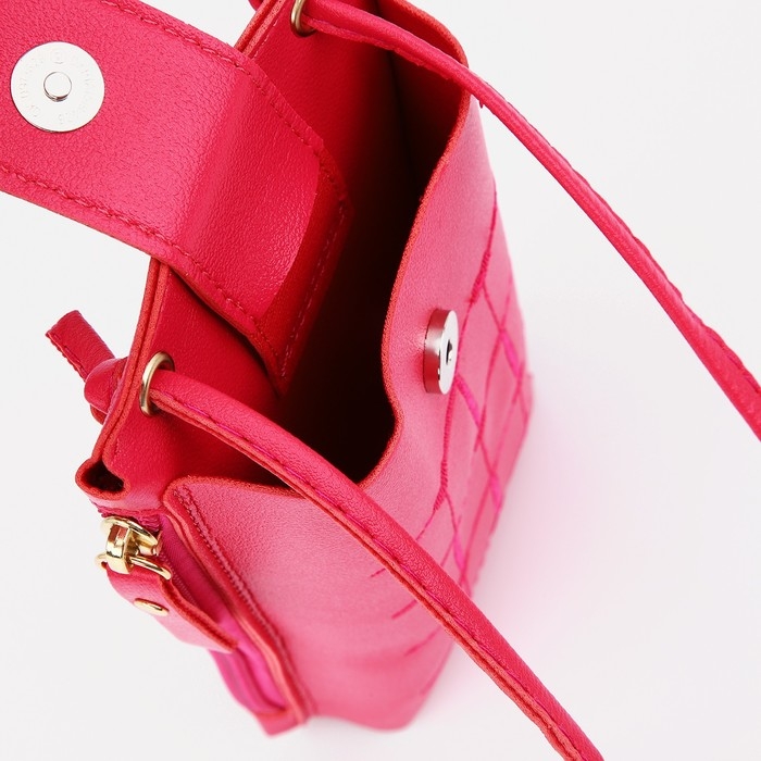 Сумка детская на магните, длинный ремень, цвет малиновый Сумка детская на магните, длинный ремень, цвет малиновый