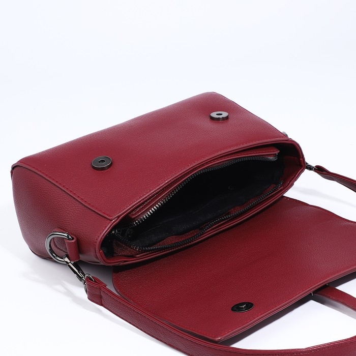 Сумка-мессенджер на магните, цвет бордовый Сумка-мессенджер на магните, цвет бордовый