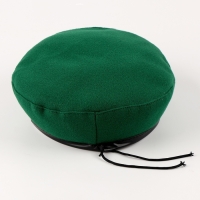 Карнавальный набор «Сильный солдат» зелёный берет, размер 54-56, значок, флажок Карнавальный набор «Сильный солдат» зелёный берет, размер 54-56, значок, флажок