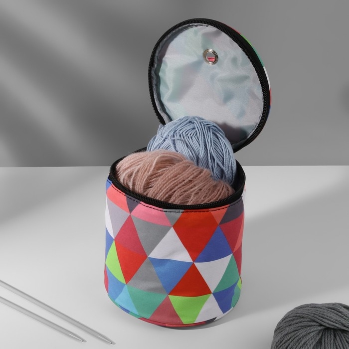 Сумка-футляр &laquo;Треугольники&raquo;, 1 люверс, d = 14 &times; 14,5 см, цвет разноцветный