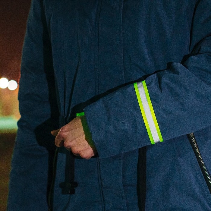 Светоотражающая лента-стропа, 20 мм, 5 ± 1 м, цвет салатовый Светоотражающая лента-стропа, 20 мм, 5 ± 1 м, цвет салатовый