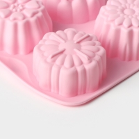 Форма для выпечки Доляна &laquo;Цветы. Цветочная долина&raquo;, силикон, 14&times;16 см, 4 ячейки, цвет МИКС