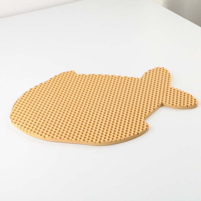 Коврик под миску и лоток &laquo;Рыбка&raquo;, бежевый, 42х32 см