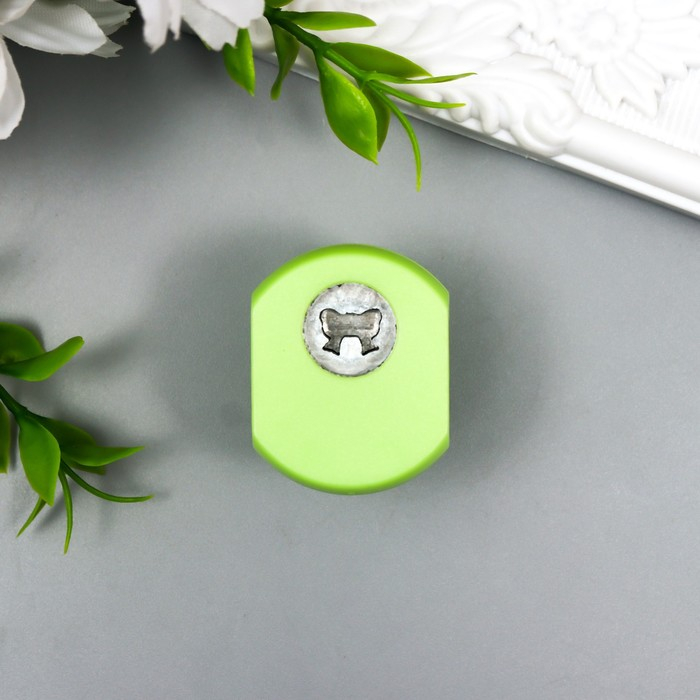 Набор фигурных дыроколов в сундучке, 10 шт МИКС Набор фигурных дыроколов в сундучке, 10 шт МИКС