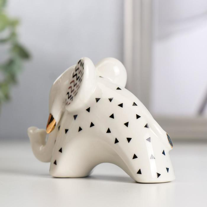 Сувенир керамика "Слонёнок с зигзагом на ушках" бело-чёрный с золотом 7х4,2х9,8 см