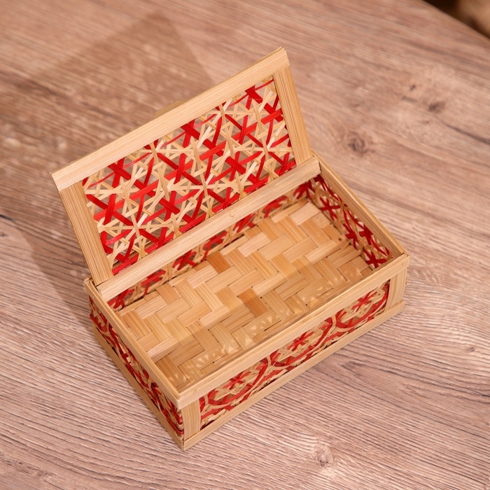 Шкатулка из бамбука 17х10х7 см