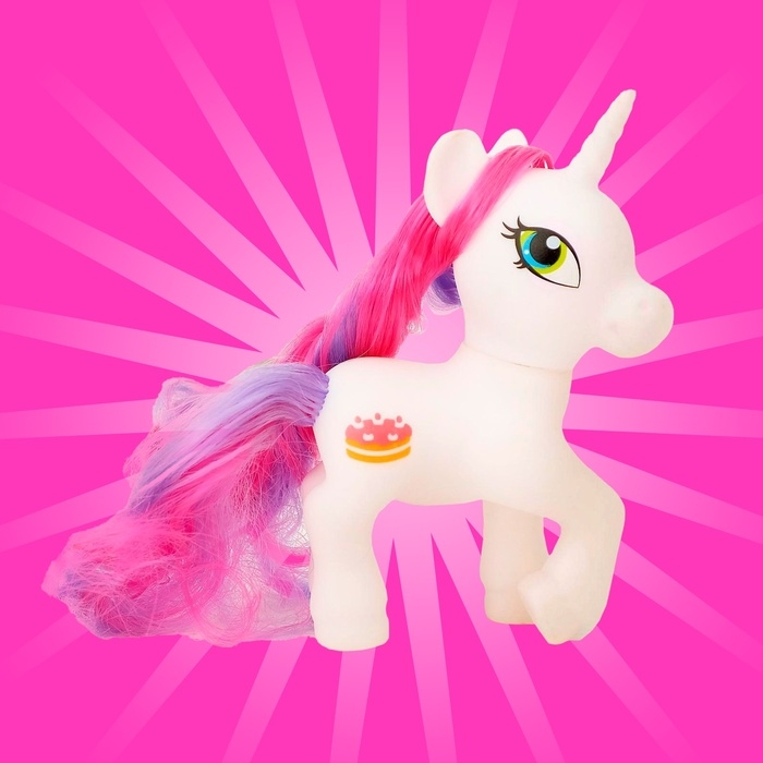 Пони «Красотка» с аксессуарами, цвета МИКС Пони «Красотка» с аксессуарами, цвета МИКС