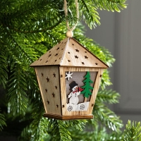 Ёлочная игрушка «Фонарь со снеговиком», от батареек, свечение тёплое белое Ёлочная игрушка «Фонарь со снеговиком», от батареек, свечение тёплое белое