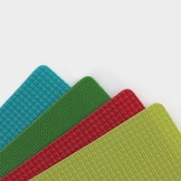 Доска разделочная противоскользящая гибкая Доляна, 26&times;19 см, цвет МИКС