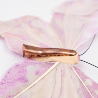 Декор на прищепке "Бабочка", сиреневый, 12 см Декор на прищепке "Бабочка", сиреневый, 12 см