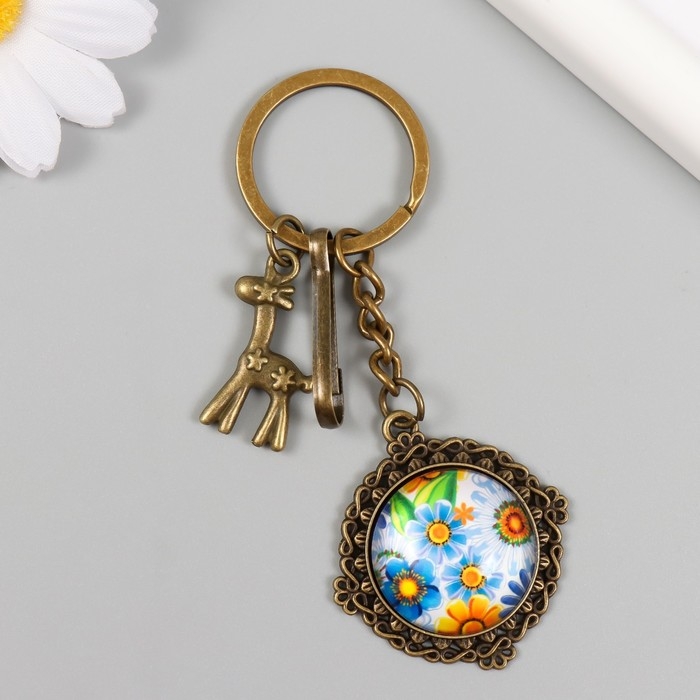 Брелок металл, стекло с карабином Брелок металл, стекло с карабином "Жирафик и цветы в медальоне" бронза 9,5 см