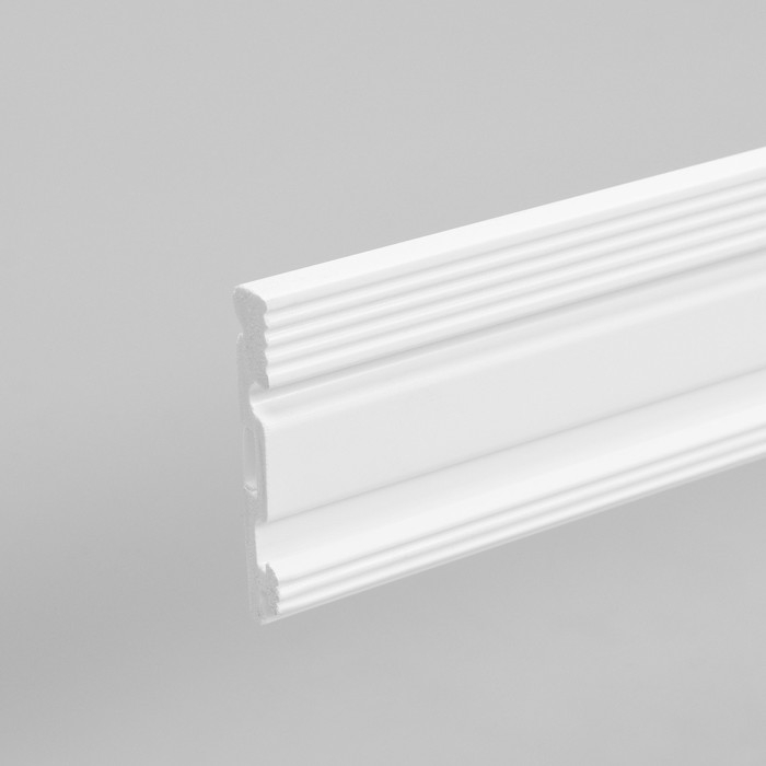 Плинтус напольный под подсветку рассеивателем 1 UHD 17/80СL 2000х80 мм Плинтус напольный под подсветку рассеивателем 1 UHD 17/80СL 2000х80 мм