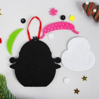 Набор для творчества - создай ёлочное украшение из фетра &laquo;Пингвин в шапочке&raquo;