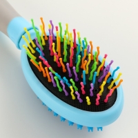 Двусторонняя щётка - расческа с волнистыми зубьями, средняя, 6 х 19 см, голубая Двусторонняя щётка - расческа с волнистыми зубьями, средняя, 6 х 19 см, голубая