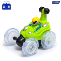 Машина-перевёртыш радиоуправляемая &laquo;Трюк&raquo;, работает от батареек, световые эффекты, цвет зелёный