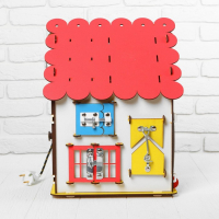 Развивающая доска Бизиборд &laquo;Бизи-Дом&raquo;