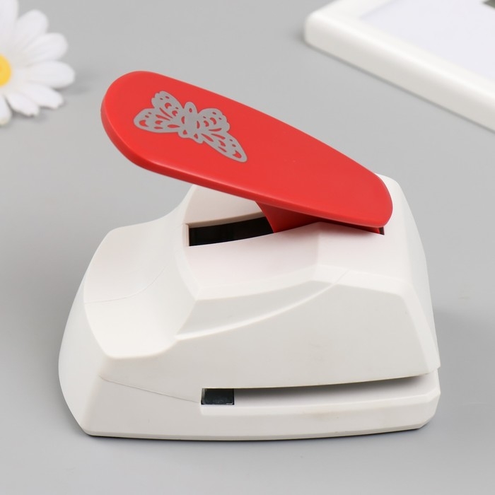 Дырокол фигурный рисунок 4,5х3,5 см "Ажурная бабочка" МИКС 10х11,5х7,5 см