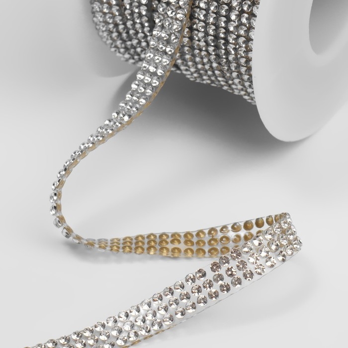Стразы термоклеевые, ширина - 7 мм, 4,5 &plusmn; 0,5 м, цвет серебряный