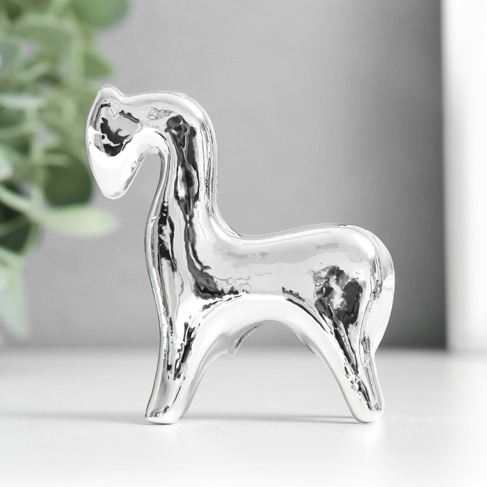 Сувенир керамика Сувенир керамика "Лошадка с опущенной головой" серебро 2,5х6,5х7 см