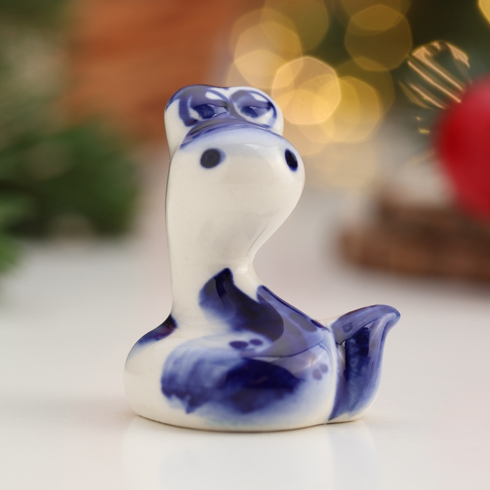 Новый год. Сувенир символ года Новый год. Сувенир символ года "Змея Пупс", вид 2, гжель, 4 см