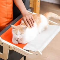 Гамак для кошки на кровать, 45*35*16 см, вес до 15 кг, бежевый/оранжевый Гамак для кошки на кровать, 45*35*16 см, вес до 15 кг, бежевый/оранжевый