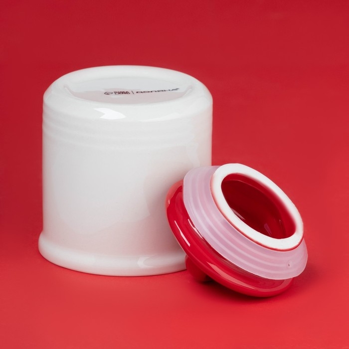 Сахарница новогодняя Доляна &laquo;Сани Деда Мороза&raquo;, 150 мл, керамика, цвет белый