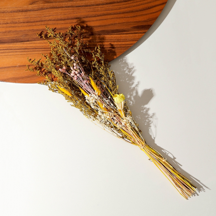 Букет из сухоцветов &laquo;Поцелуй солнца&raquo;, 52 &times; 12 &times; 8 см