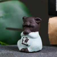 Фигурка "Свинка" 3,5х5см микс Фигурка "Свинка" 3,5х5см микс