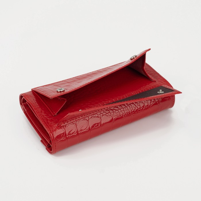 Кошелёк женский на кнопке, цвет красный