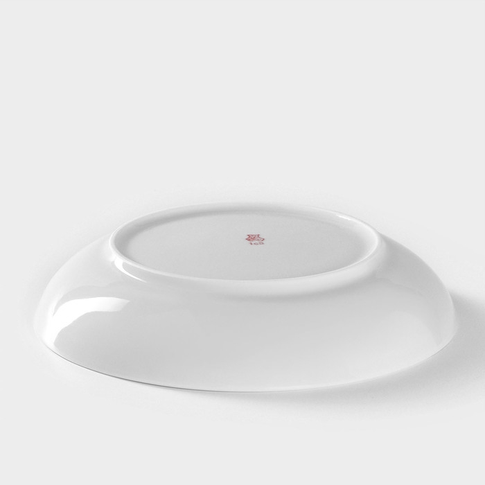 Тарелка фарфоровая глубокая &laquo;Волк&raquo;, 700 мл, d=20,5 см, белая