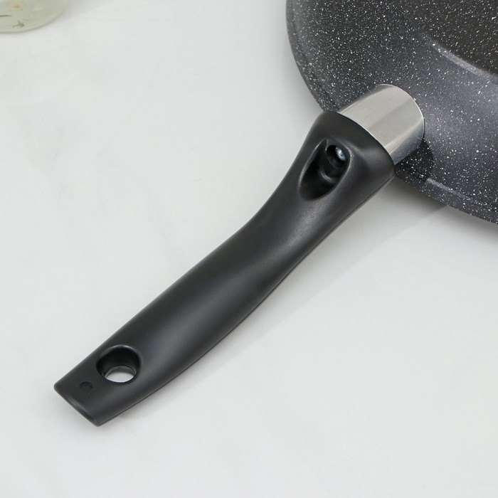 Сковорода Доляна &laquo;Элит&raquo;, d=26 см, литой алюминий, антипригарное покрытие, цвет серый