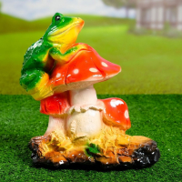 Садовая фигура "Лягушка на мухоморе" малая 27см Садовая фигура "Лягушка на мухоморе" малая 27см