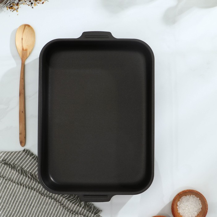 Противень «Экономика», 27×35 см, h= 6 см, антипригарное покрытие, цвет синий Противень «Экономика», 27×35 см, h= 6 см, антипригарное покрытие, цвет синий