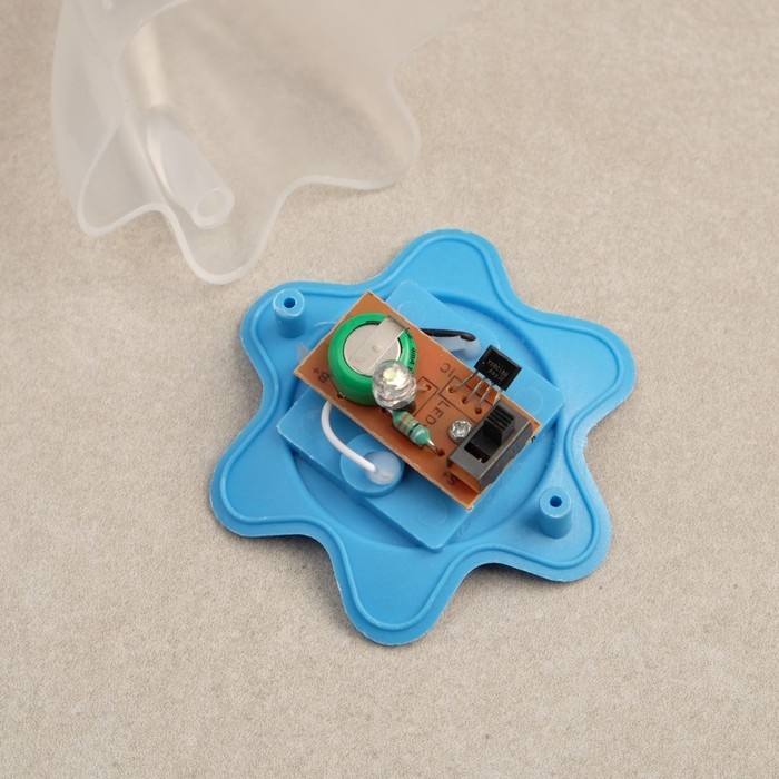 Садовый светильник на солнечной батарее &laquo;Цветок голубой&raquo;, 6 &times; 29 &times; 6 см, 1 LED, свечение белое