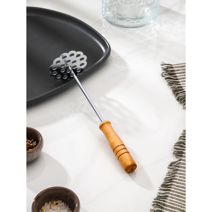 Толкушка Доляна &laquo;Деревенька. Цветочек&raquo;, 21,5 см