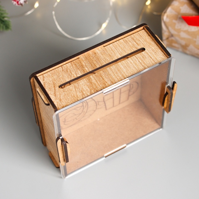 Новогодняя копилка с акрилом "Змея. Подарок" 12х12х4 см