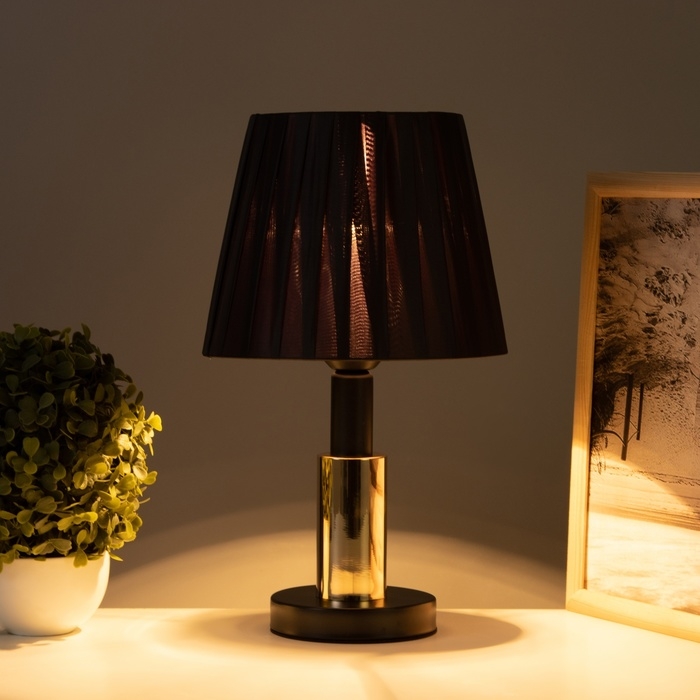 Лампа настольная Лампа настольная "Лида" 1х40Вт Е27 черный/золото 21х21х36см