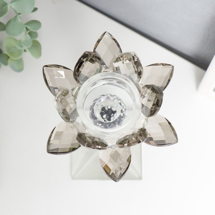 Подсвечник стекло на 1 свечу Подсвечник стекло на 1 свечу "Лотос с камешками" 20х12х10,5 см