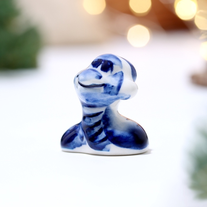 Сувенир символ года &laquo;Змейка в шляпе&raquo;, гжель, 3.5х4 см