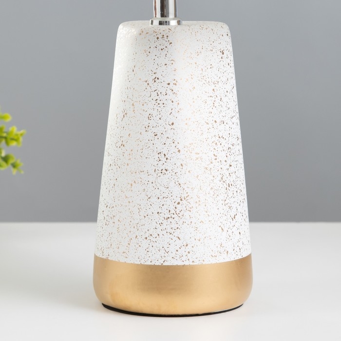 Настольная лампа "Адриен" E14 40Вт белый-золото 23х23х40 см RISALUX