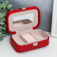 Шкатулка кожзам для украшений "Рептилия алая" миниатюра комбинированная 4,5х10х15 см Шкатулка кожзам для украшений "Рептилия алая" миниатюра комбинированная 4,5х10х15 см