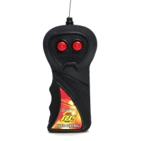 Танк радиоуправляемый &laquo;Защитник&raquo;, с фигуркой солдата, работает от батареек, цвет зелёный