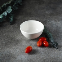 Салатник фарфоровый толстостенный Доляна White Label, 170 мл, d=10 см, цвет белый Салатник фарфоровый толстостенный Доляна White Label, 170 мл, d=10 см, цвет белый