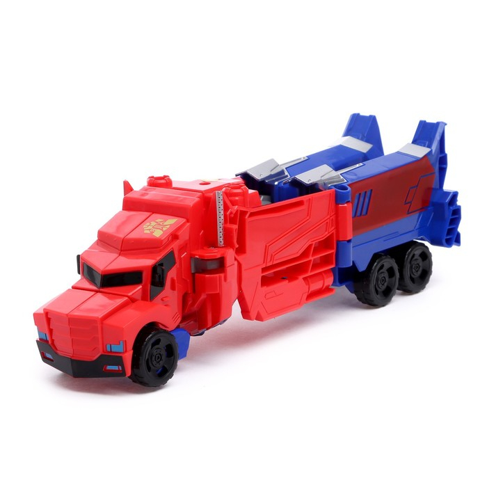 Робот &laquo;Автобот&raquo;, трансформируется