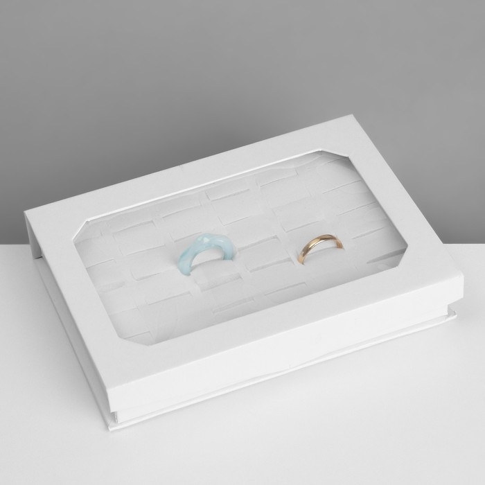 Подставка для украшений &laquo;Шкатулка&raquo; 36 мест, 16&times;11,5&times;3 см, цвет белый