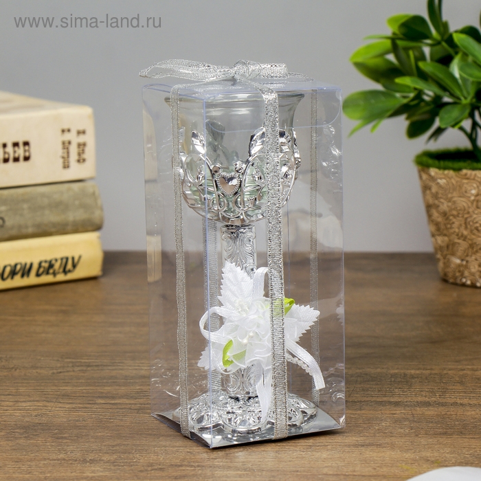 Подсвечник стекло, пластик на 1 свечу Подсвечник стекло, пластик на 1 свечу "Сердцебиение" бокал на ножке серебро 14,5х6х6 см