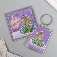 Новогодний набор "Кобра" (брелок 3,5х5 см, Новогодний магнит 5,7х5,7 см) Новогодний набор "Кобра" (брелок 3,5х5 см, Новогодний магнит 5,7х5,7 см)